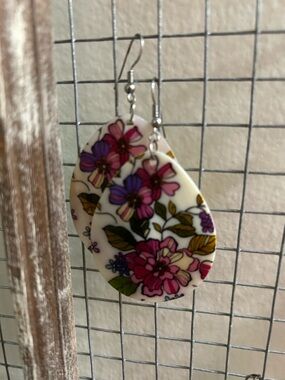 Floral Teardrop Dangle Earrings - Pink & Purple